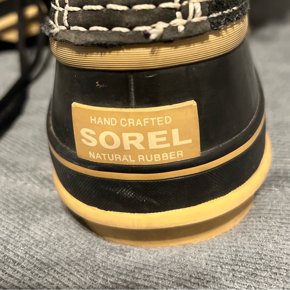 Sorel Black Fur-Lined Winter Boots - Picture 3 of 6